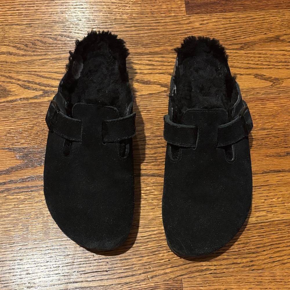 Size 38 Black Suede Boston Clogs by Birkenstock